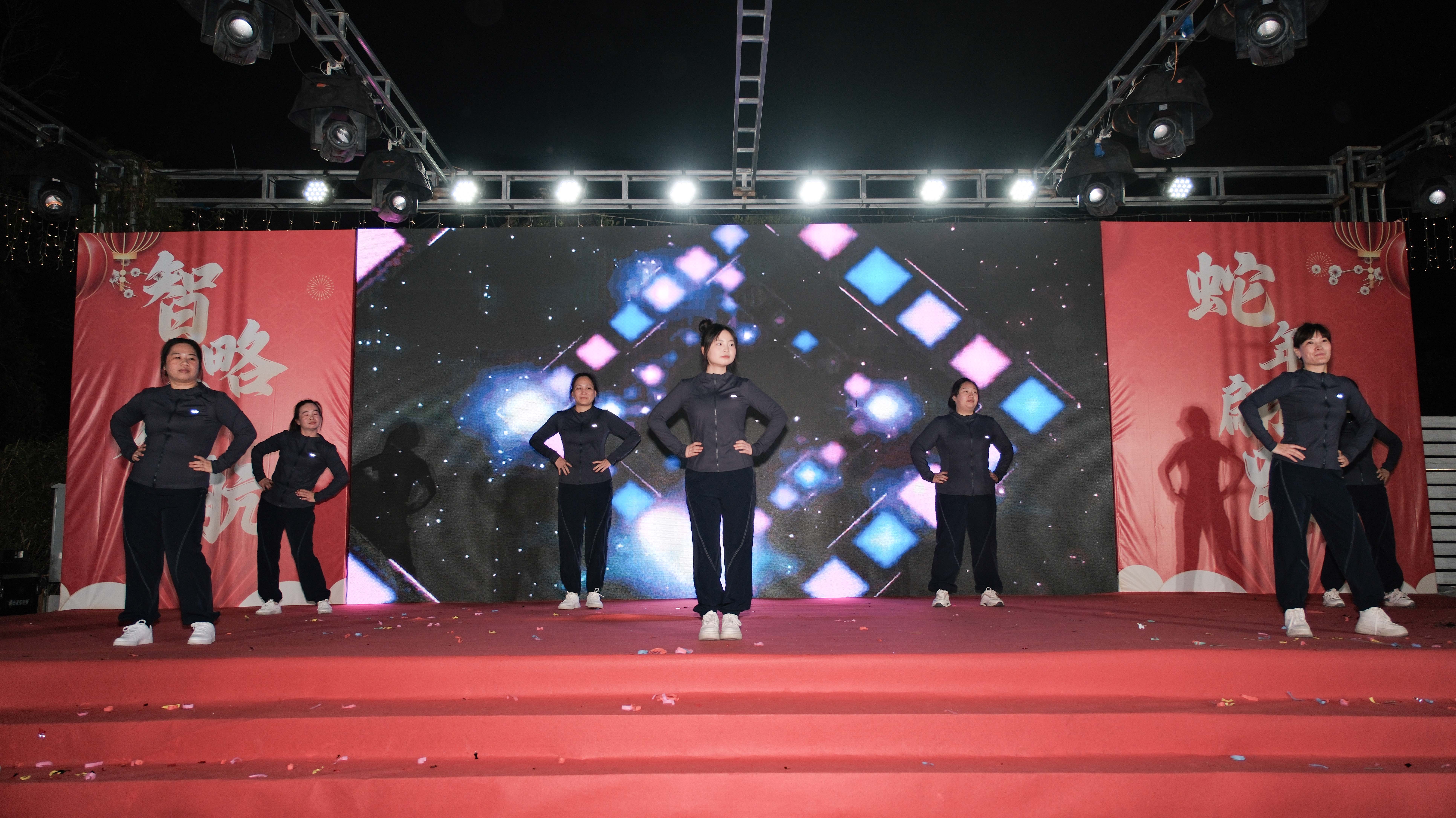 久信達科技2024年年會圓滿落幕：感恩同行，共創(chuàng)環(huán)保新未來，乘風破浪，夢想起航(圖10)